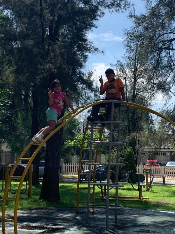 niños jugando