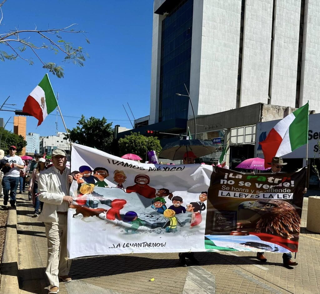 marcha por la democracia Guadalajara