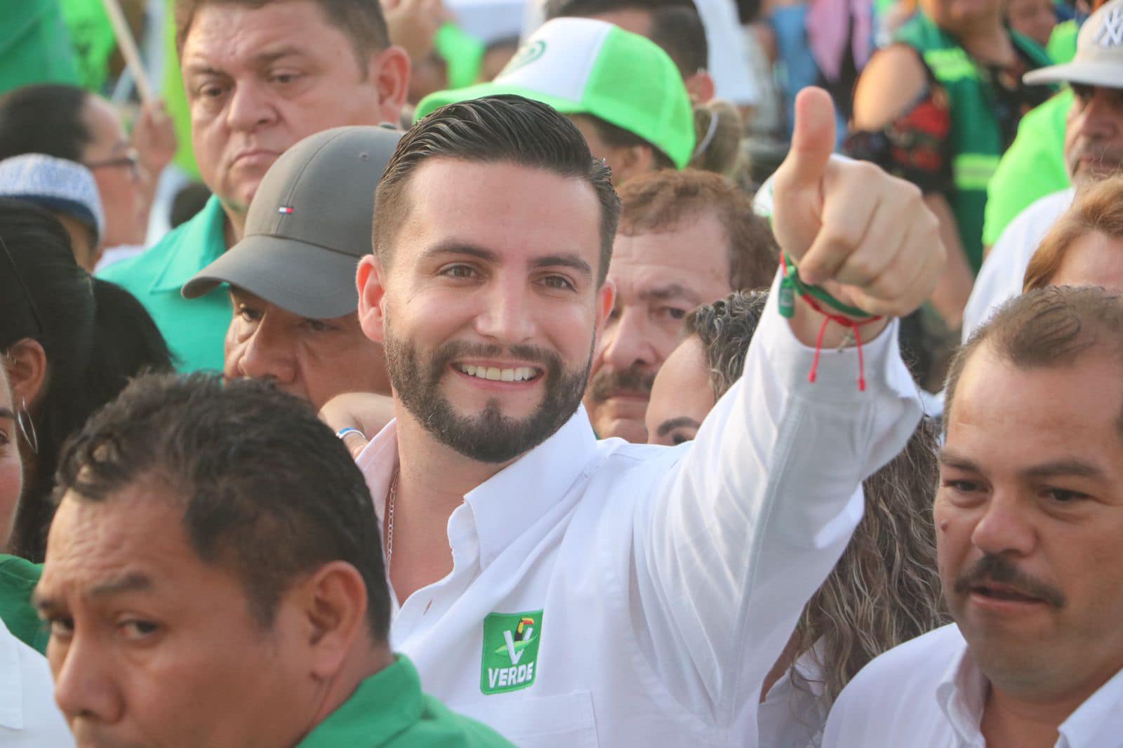 Luis munguia candidato Verde Ecologista Puerto Vallarta