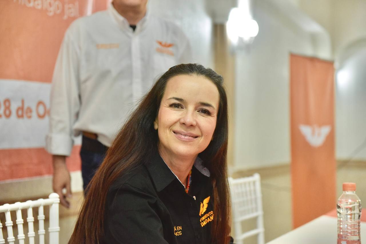 Dirigente de Movimiento Ciudadano participa en actividades oficiales del gobierno de Jalisco, transgrede ley