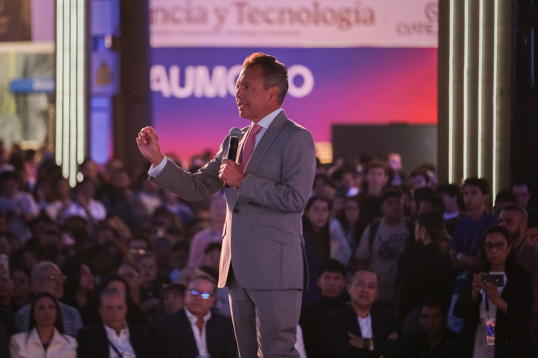 Los enigmas de cambios en el gabinete del gobernador de Jalisco