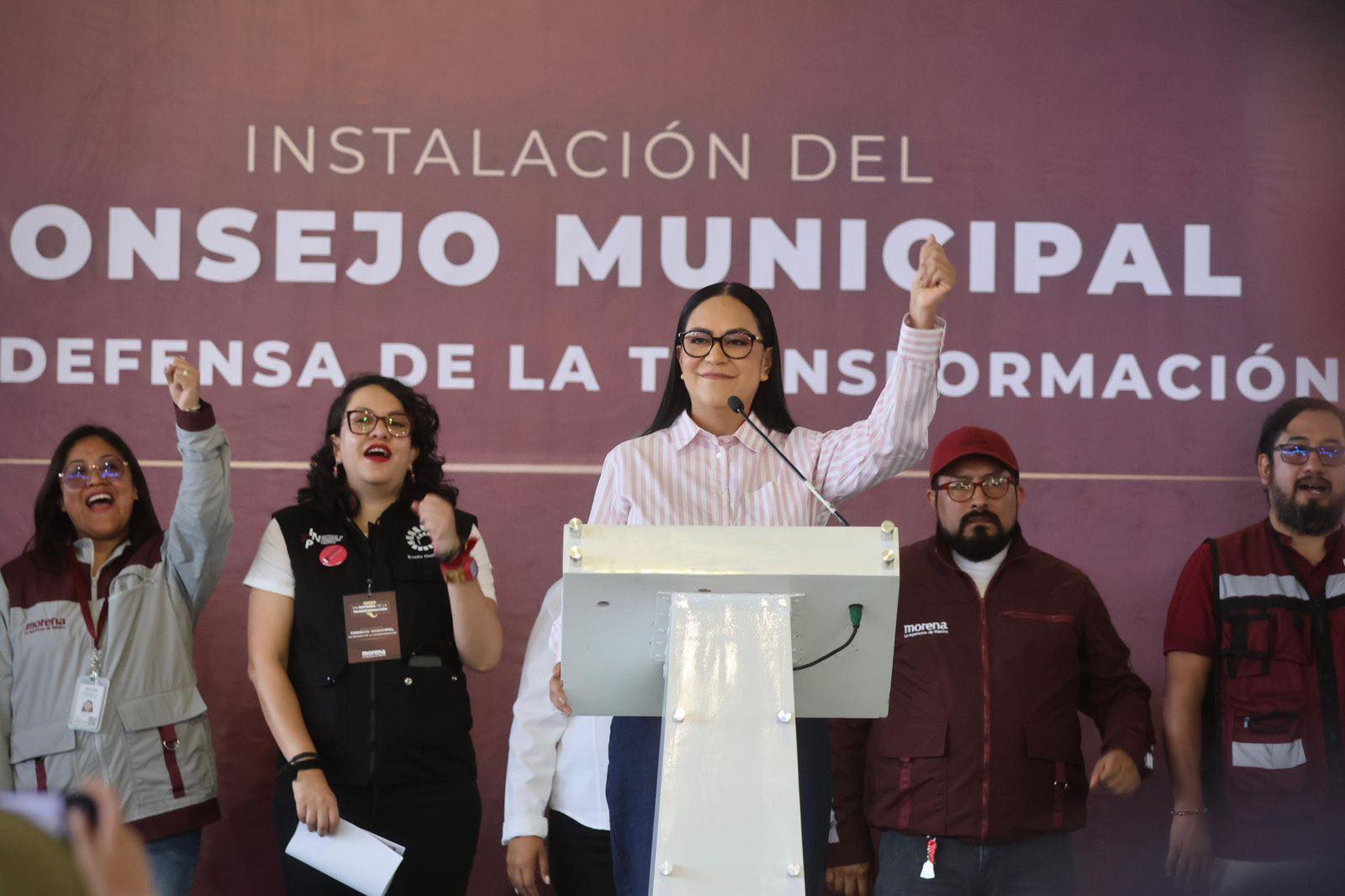 Morena: El poder ya ni siquiera guarda las forma