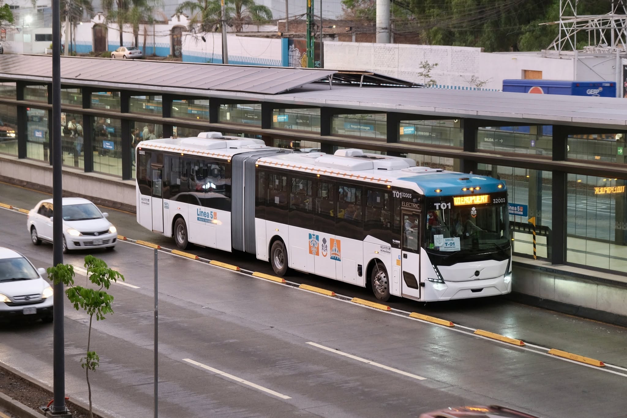 linea 5 aeropuerto guadalajara