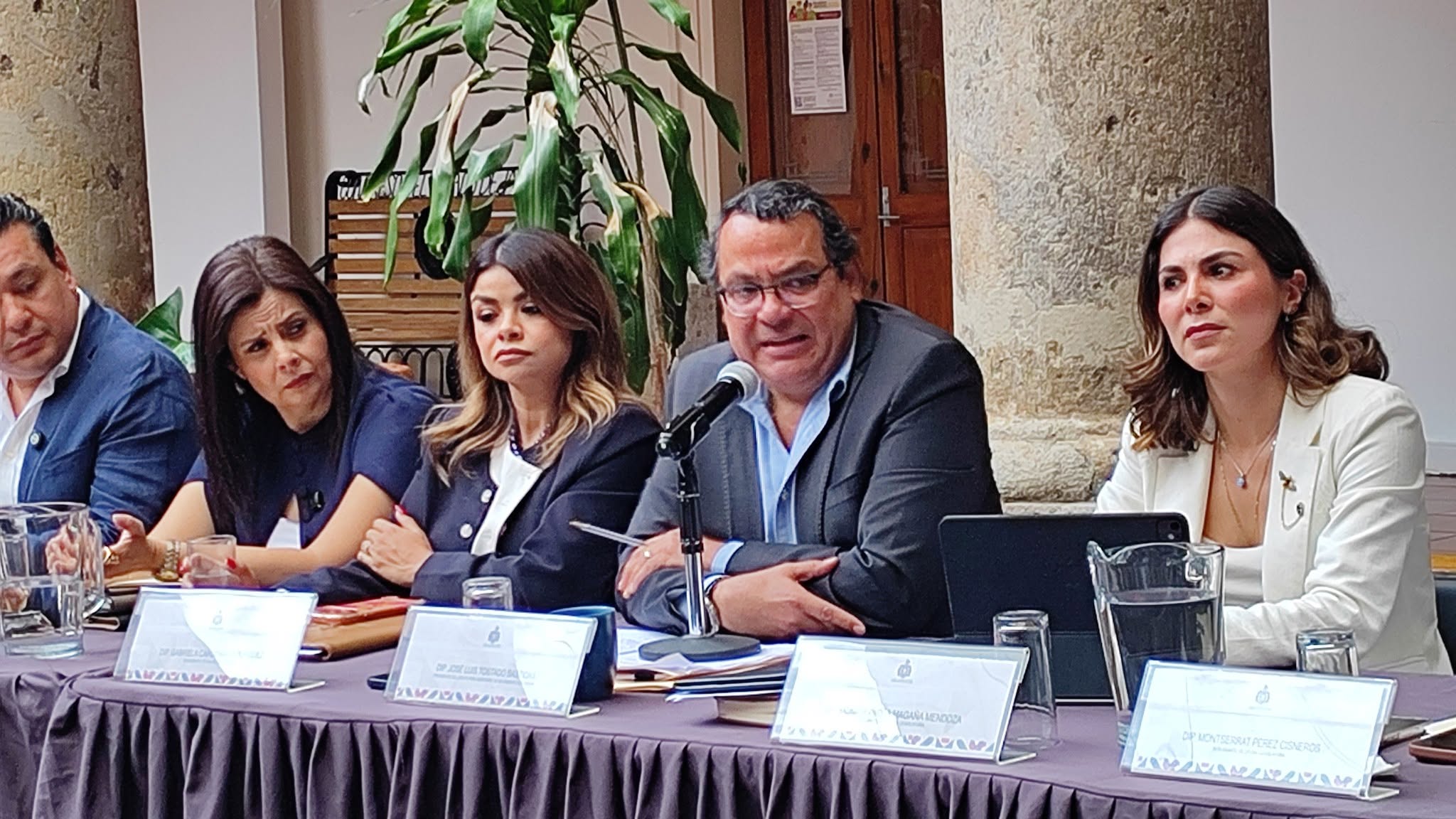 Ante crisis del agua, emecistas se burlan