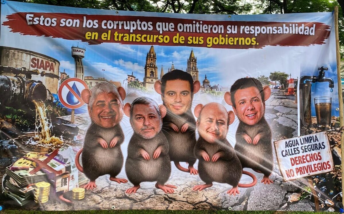 Siapa: agua puerca, para los molinos políticos